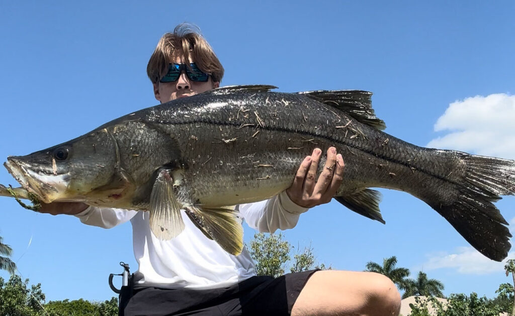 anthony barmoha - 954 outdoors - with a 41" snook